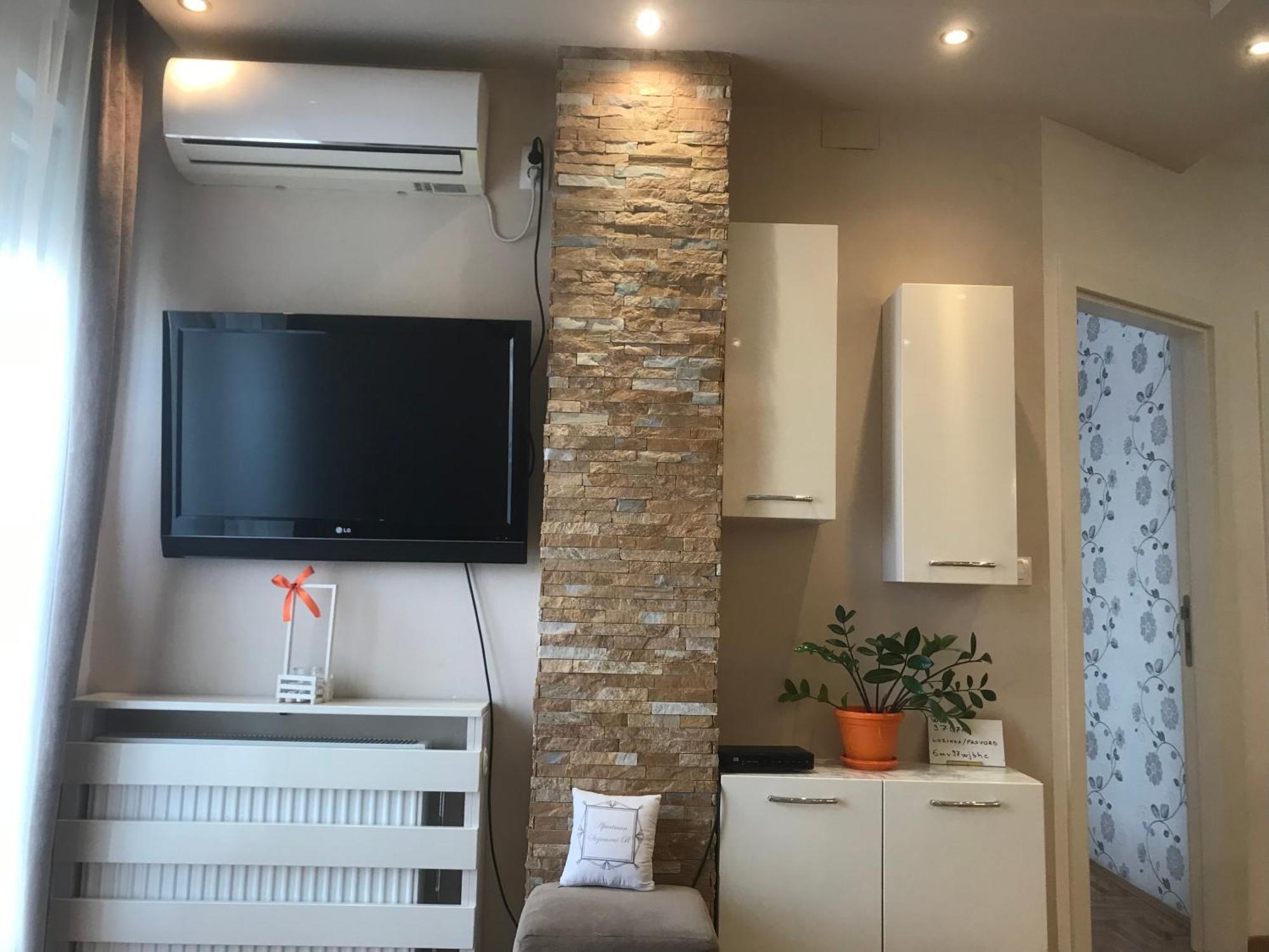 Appartamento Stojanovic R Apartman Novi Sad Esterno foto